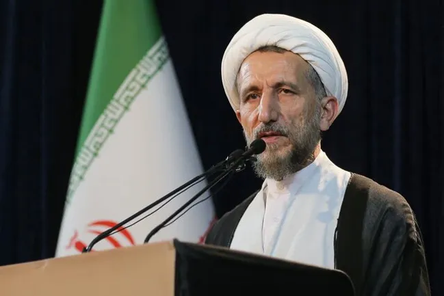 امام جمعه قزوین: توجه به مسئله تولید، کلید حل مشکلات اقتصادی است