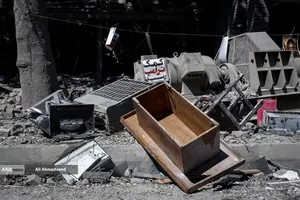 حمله هوایی آمریکایی - صهیونی به داﻧﺸﮕﺎه صنعتی شریف
