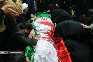 وداع با پیکر&zwnj; مطهر  شهید حجت&zwnj;الاسلام علی رازینی رئیس شعبه ۳۹ دیوان عالی کشور در معراج شهدای تهران