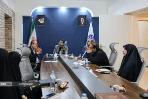 نخستین نشست از سلسله نشست&zwnj;های علمی &laquo;رسانه و تبدیل حماسه تشییع به گفتمان مقاومت&raquo;
