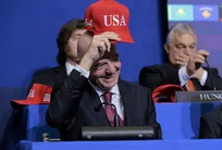 انتقاد کمیسر ورزش اتحادیه اروپا از اینفانتینو/ ورزش نباید سکویی برای تبلیغات سیاسی باشد