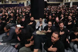 عزاداری شب تاسوعای حسینی(ع) در حسینیه امام خمینی(ره)