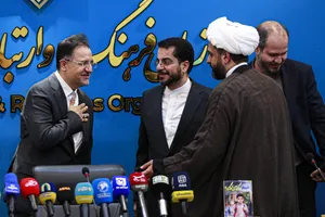 رونمایی از پوستر مسابقه بین&zwnj;المللی نقاشی &laquo;سورنا&raquo; با موضوع &laquo;ایران از نگاه کودکان ایرانی داخل و خارج از کشور&raquo;
