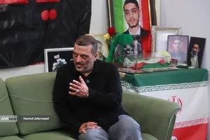 دیدار با خانواده نخبه شهید علی حیدرزاده