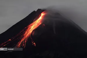 فوران کوه آنشفشانی در یوگیاکارتا، اندونزی