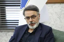 جواد صالحی: علم با تغییر مداوم ماده و تبصره‌های اداری ایجاد نمی‌شود