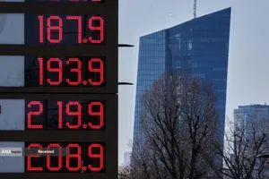 افزایش قیمت بنزین دست کم ۹۵ کشور جهان در پی جنگ آمریکا و رژیم صهیونیستی علیه ایران