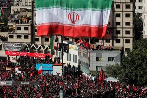 تشییع پیکر مطهر آقای شهید ایران و خانواده ایشان در مشهد