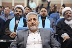 بیژن رنجبر، رئیس دانشگاه آزاد اسلامی در مراسم اختتامیه سی و نهمین دوره جشنواره قرآن و عترت دانشجویان