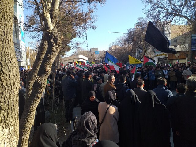 فیلم و عکس| راهپیمایی سراسری در ایران اسلامی؛ مردم با حضور حماسی اقدامات اغتشاشگران مسلح را محکوم کردند فیلم و عکس| راهپیمایی سراسری در ایران اسلامی؛ مردم با حضور حماسی اقدامات اغتشاشگران مسلح را محکوم کردند