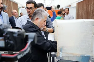  بازدید دکتر رنجبر و حجت&zwnj;الاسلام&zwnj;والمسلمین خسروپناه از مراکز فناوری و تحقیقاتی دانشگاه آزاد اسلامی واحد اصفهان 