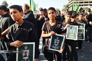 عزاداری خادمیاران منطقه دارالمومنین تهران در روز شهادت مولای کریمان حضرت علی ابن موسی الرضا(ع)