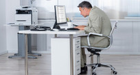 Prolonged sitting linked to higher cancer risk and mortality