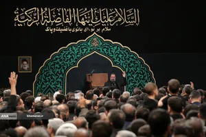 دومین شب عزاداری حضرت فاطمةالزهرا(س) با حضور زهبر م انقلاب