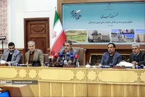 نشست علی نبیان رییس سازمان ملی زمین و مسکن وزارت راه و شهرسازی با اصحاب رسانه