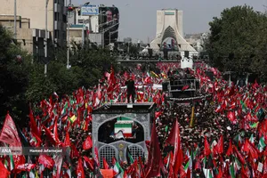 تشییع پیکر مطهر آقای شهید ایران و خانواده ایشان
