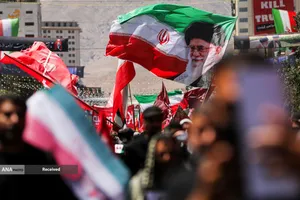 تشییع پیکر مطهر آقای شهید ایران و خانواده ایشان در مشهد