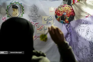 اجتماع مردمی در حمایت از رزمندگان اسلام و بیعت با رهبری و محکومیت حملات وحشیانه صهیونیستی - آمریکایی با حضور مردم انقلابی و شهیدپرور در میدان شهدا تهران