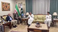 حضور وزیر کشور پاکستان در سفارت ایران در اسلام‌آباد