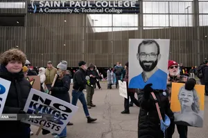  اعتراضات ضد جنگ بر علیه دوناد ترامپ در سراسر ایالات متحده آمریکا و کشورهای اروپایی با عنوان &laquo;نه به پادشاهی&raquo; آغاز شد. 