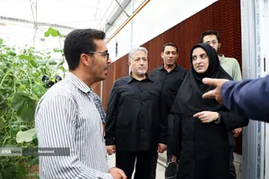  بازدید دکتر رنجبر و حجت&zwnj;الاسلام&zwnj;والمسلمین خسروپناه از مراکز فناوری و تحقیقاتی دانشگاه آزاد اسلامی واحد اصفهان 