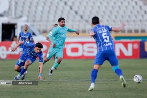 هفته نوزدهم لیگ برتر فوتبال؛ استقلال - پیکان