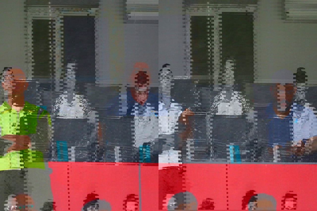 ذوب‌آهن - استقلال