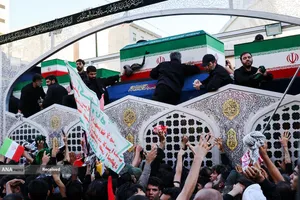 تشییع پیکر مطهر آقای شهید ایران و خانواده ایشان در مشهد