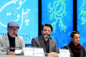 محمود کریمی کارگردان در نشست خبری عوامل فیلم سینمایی بچه های مردم