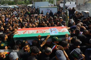 تشییع پیکر سردار شهید امیر علی حاجی زاده و و سردار محمود باقری فرمانده موشکی این نیرو