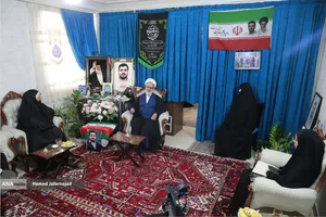 دیدار با خانواده شهید نخبه علی خدایاری