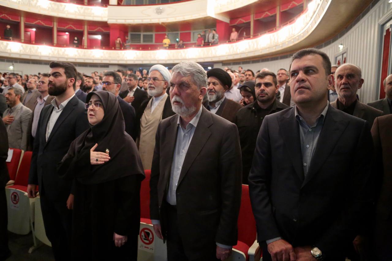 آغاز مراسم «امین ایران۲» با صلوات خاصه امام رضا(ع)