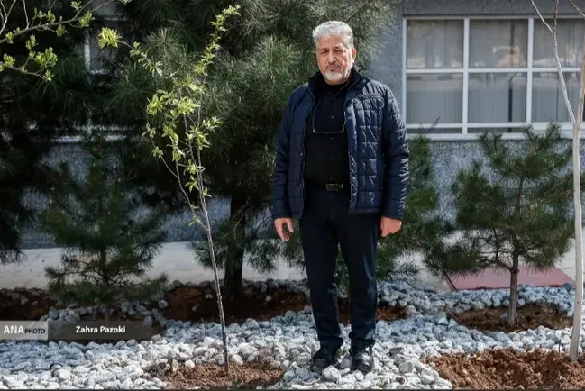 دکتر رنجبر در روز طبیعت: غرس نهال نماد حیات است/ حمله به دانشگاه‌ها تعرض به علم