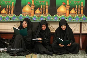 مراسم بزرگداشت رهبر شهید امت در دانشگاه آزاد اسلامی