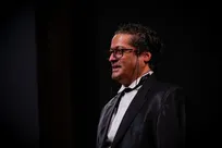 آرش امینی: بریده باد دستتان به دست رزم آورانمان