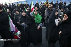  اجتماع مردم تهران در پی خبر شهادت حضرت آیت الله العظمی امام خامنه ای رحمته الله علیه رهبر عظیم الشان انقلاب اسلامی ایران