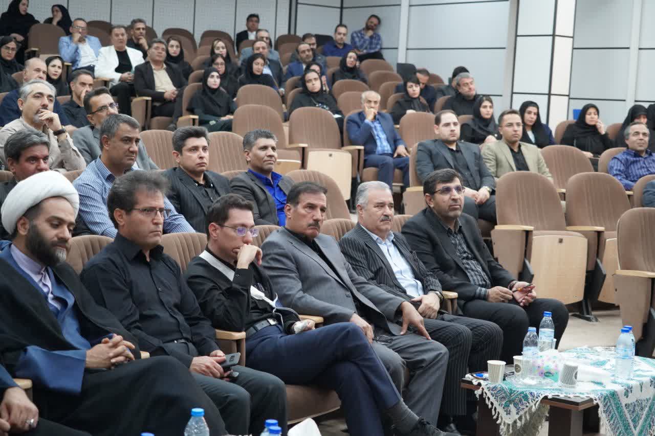 دکتر مرحوم ضرابی در زندگی دنیایی فقط با خداوند معامله کرد