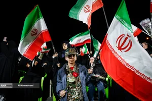 اجتماع مردمی در حمایت از رزمندگان اسلام - میدان صنعت
