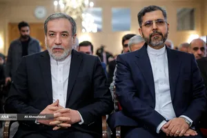 عباس عراقچی وزیر امور خارجه و سعید خطیب&zwnj;زاده معاون وزیر امور خارجه