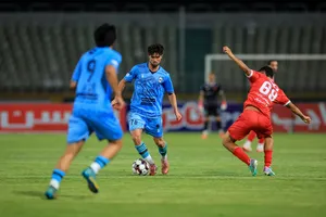 دیدار تیم&zwnj;های فوتبال پرسپولیس - چادرملو
