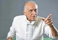 احمد نجفی: خدا و قرآن حافظ ایران است +فیلم