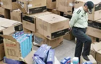 ۳۰ میلیارد دلار در سال تامین ارز قاچاق می‌شود+فیلم