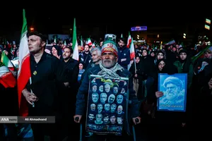 اجتماع مردمی در خونخواهی امام شهید امت - میدان انقلاب