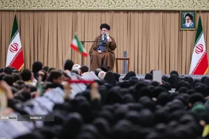 دیدار دانش&zwnj;آموزان و دانشجویان با رهبر معظم انقلاب
