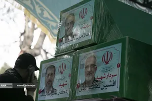 تشییع پیکر شهیدان لاریجانی، سلیمانی و شهدای ناو دنا نیروی دریایی ارتش