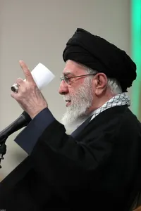 دیدار اقشار مختلف مردم در سالروز مبعث پیامبر اعظم (ص) با رهبر معظم انقلاب