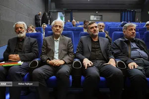 رونمایی از  کتاب &laquo;شاهی که آخر شد&raquo;