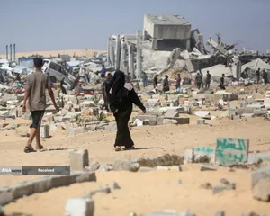 شهرک نشینان صهیونیست مسیر کامیون&zwnj;های حامل آرد به نوار غزه را بستند