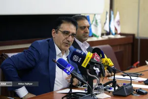 قادر آشنا مشاور وزیر فرهنگ و ارشاد اسلامی و دبیر شورای فرهنگ عمومی