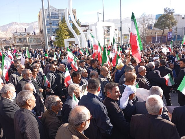 فیلم و عکس| راهپیمایی سراسری در ایران اسلامی؛ ملت ایران با حضور حماسی اقدامات اغتشاشگران مسلح را محکوم کردند فیلم و عکس| راهپیمایی سراسری در ایران اسلامی؛ ملت ایران با حضور حماسی اقدامات اغتشاشگران مسلح را محکوم کردند